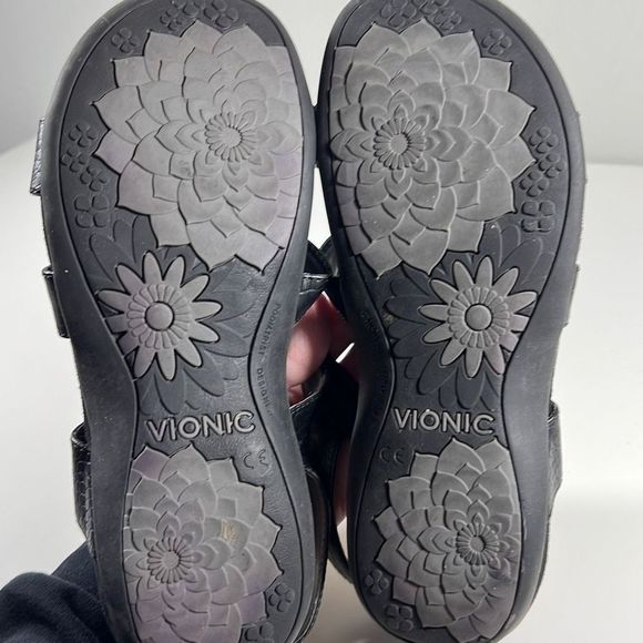 Vionic Women’s Amber Adjustable Leather Orthotic Sandals Black Size 7 - Picture 10 of 10